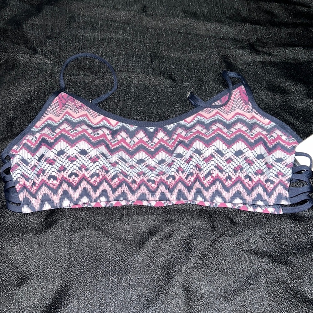 NEW bikini top 👙